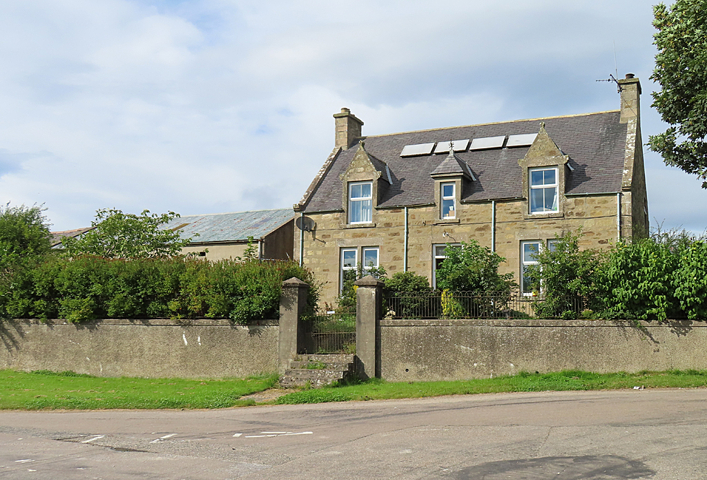 Auchinhove — image 2