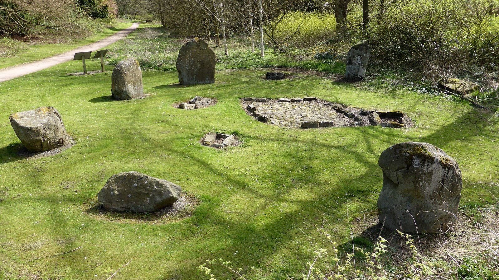 Balbirnie Stone Circle — image 3