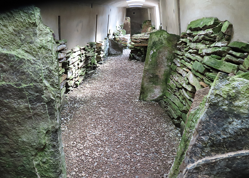 Blackhammer Chambered Cairn — image 2