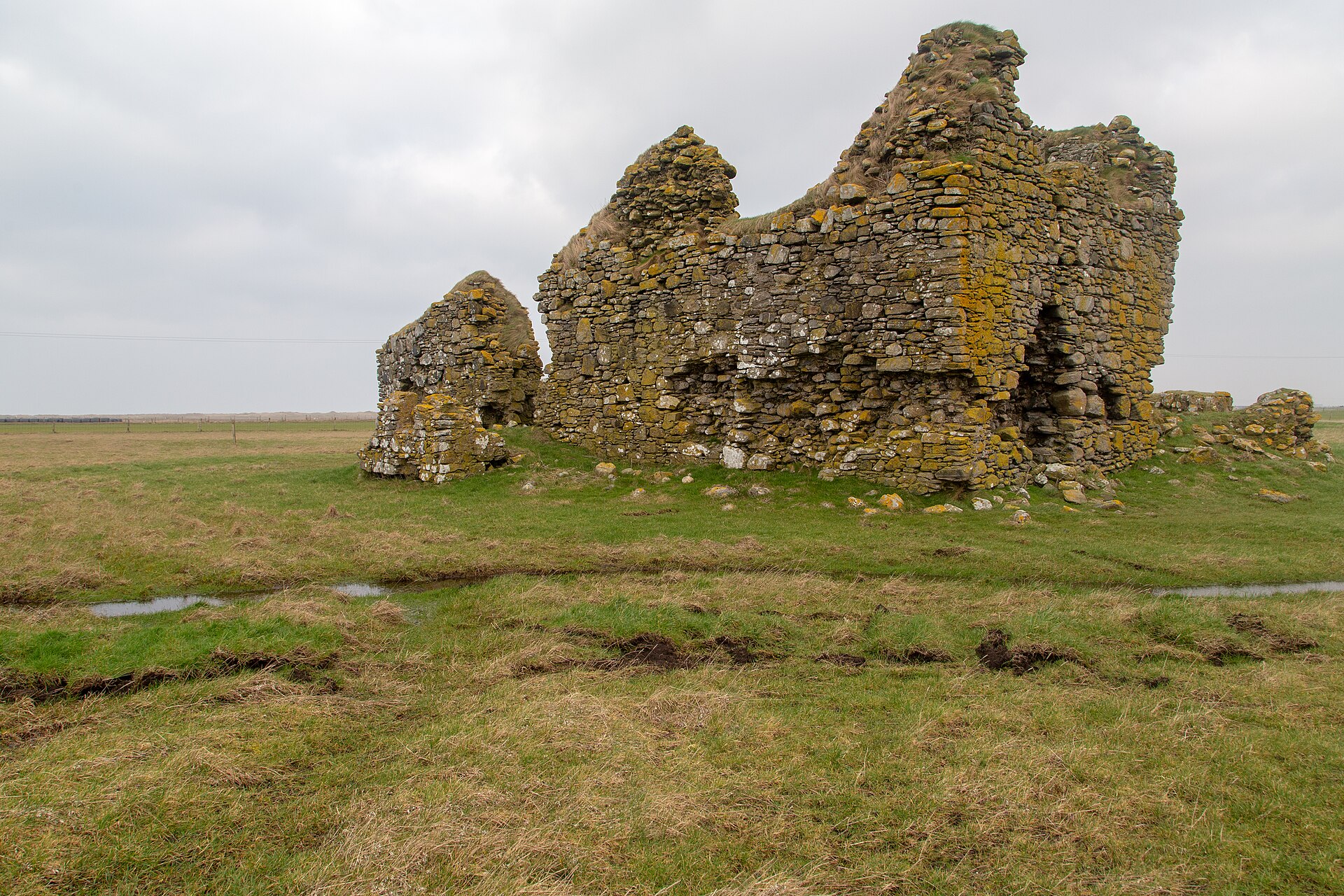 Borve Castle, Benbecula — image 2