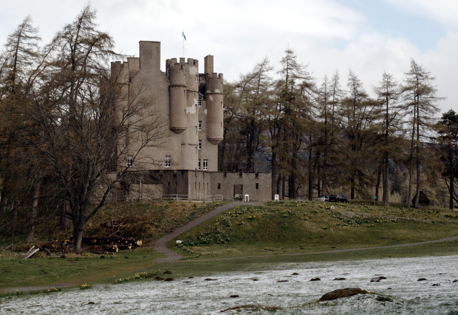 Braemar Castle — image 3