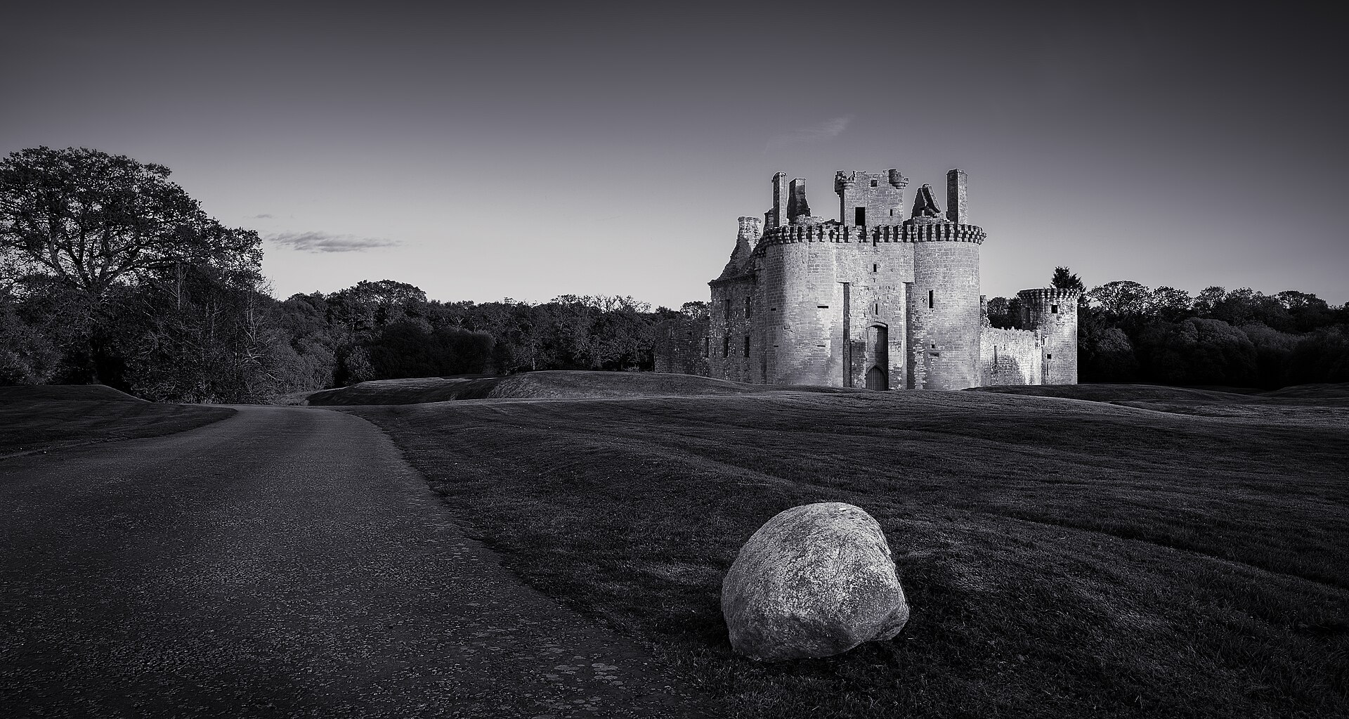Caerlaverock Castle — image 4