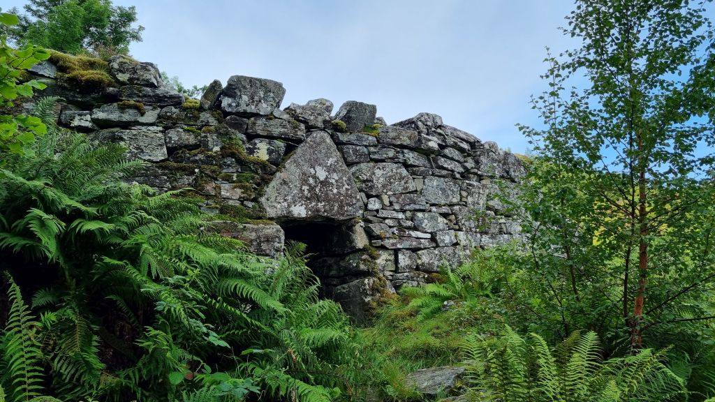 Caisteal Grugaig — image 2