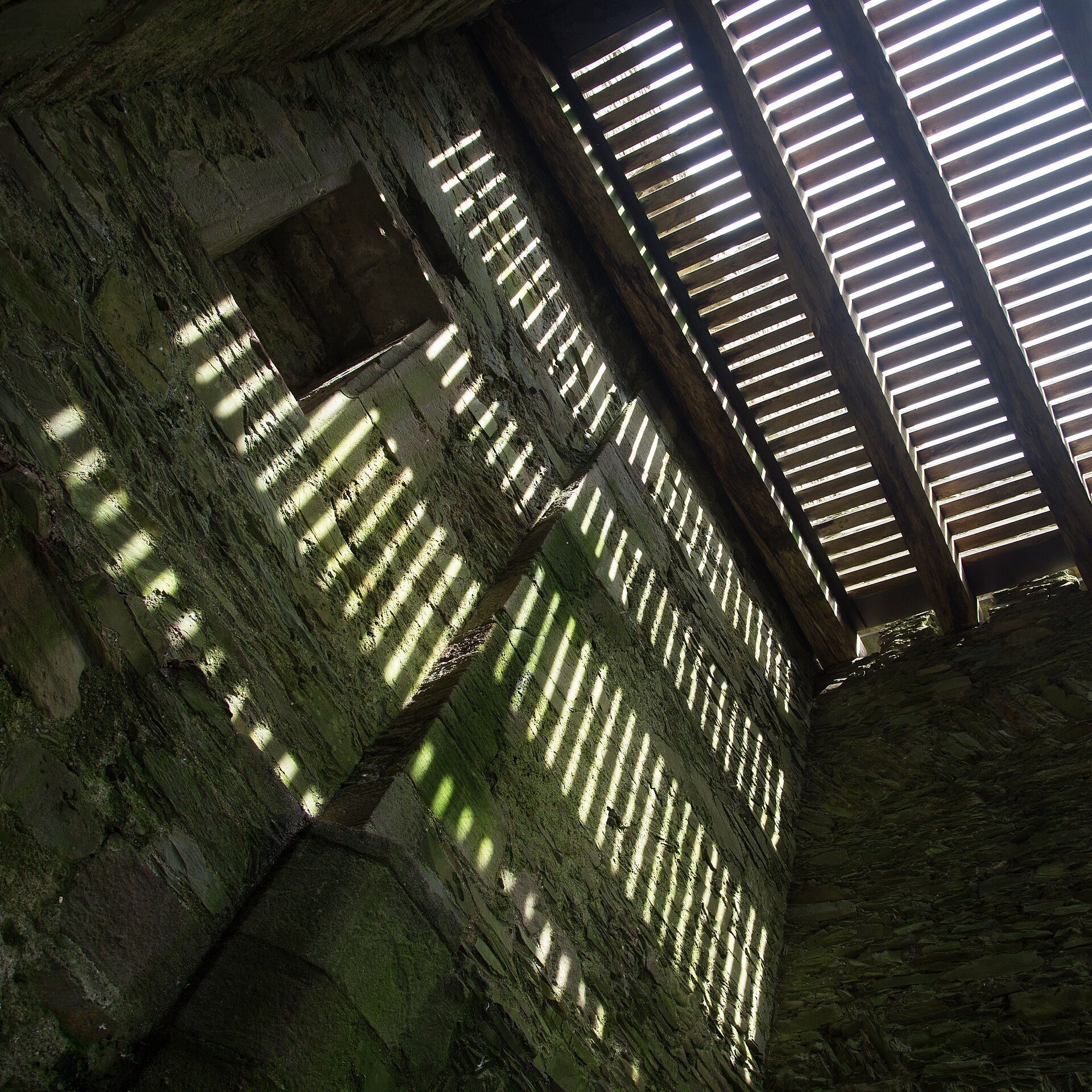 Cardoness Castle — image 6