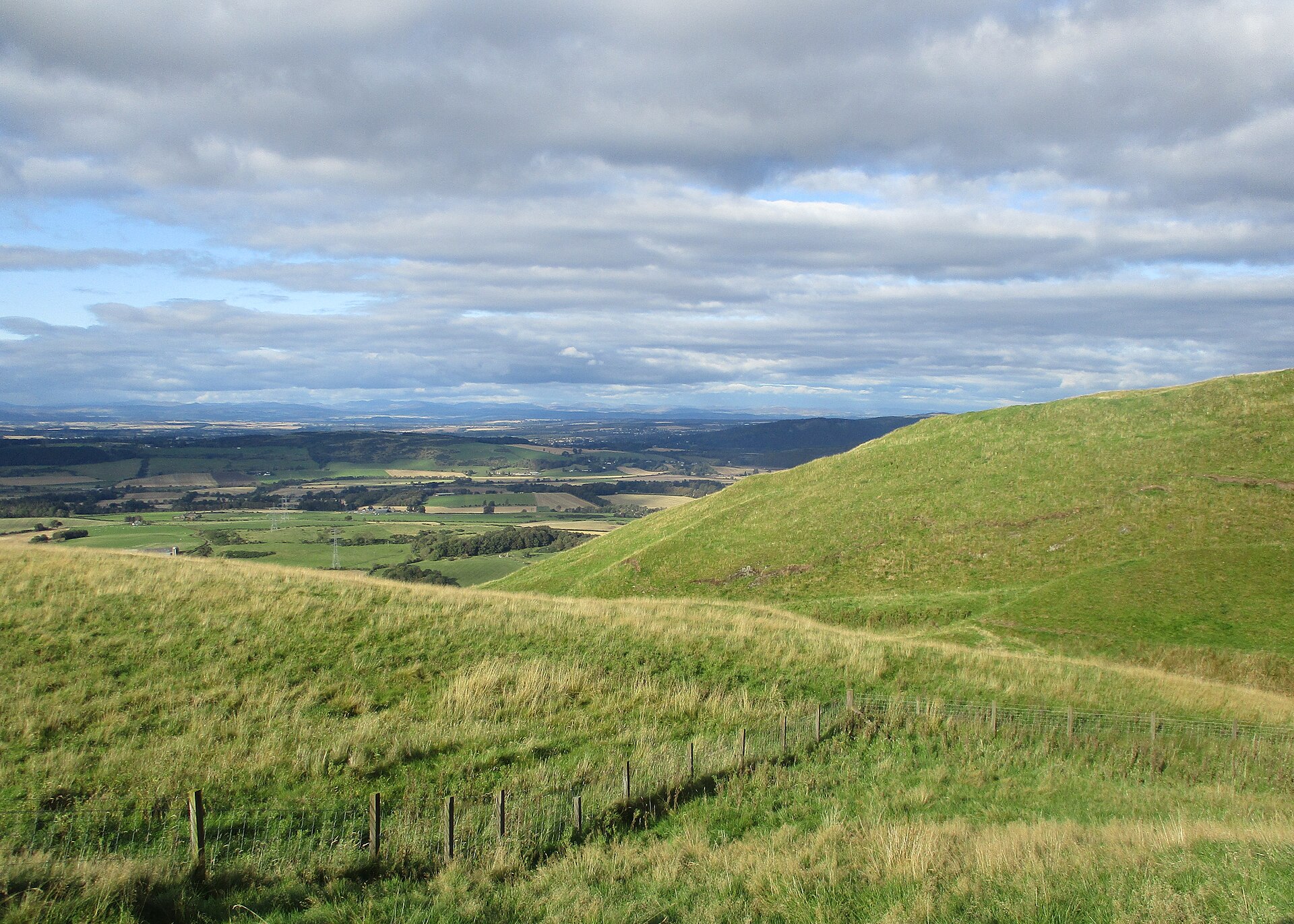 Castle Law, Forgandenny — image 2