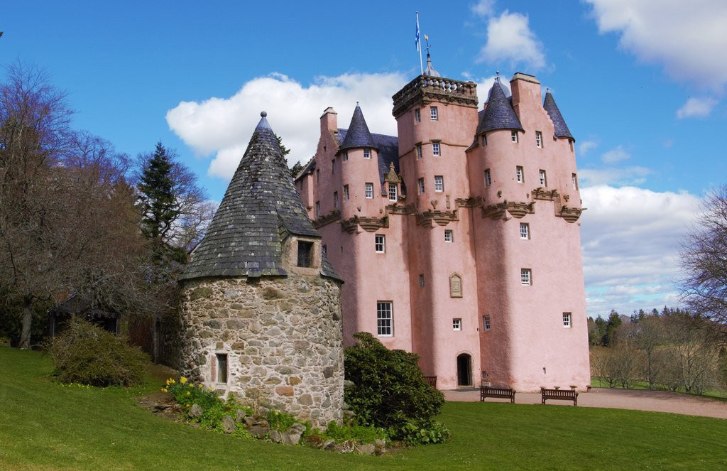 Craigievar Castle — image 3