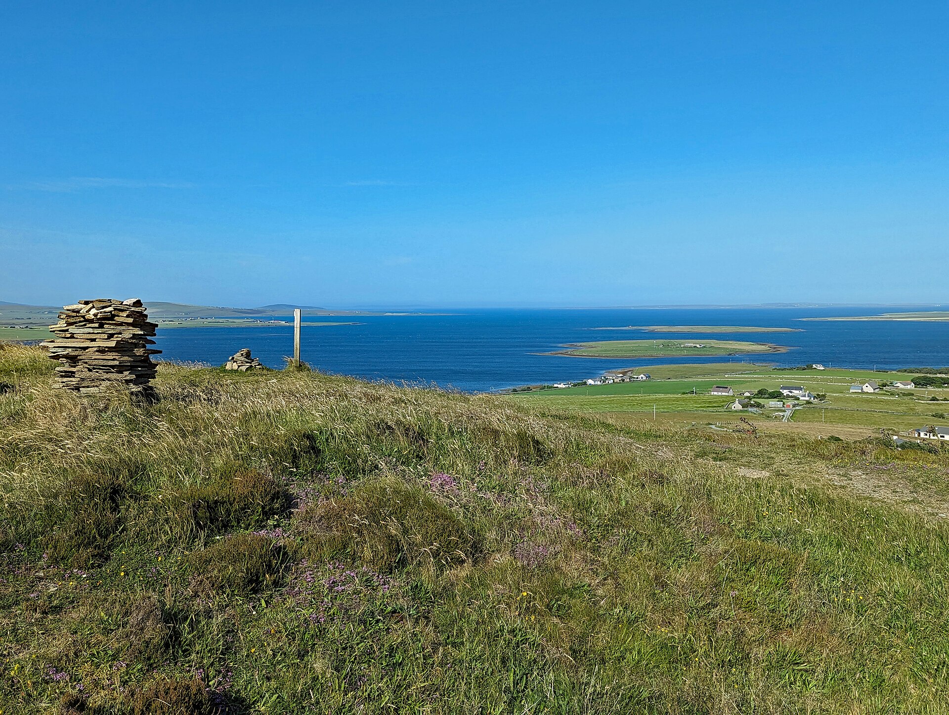 Cuween Hill Chambered Cairn — image 2