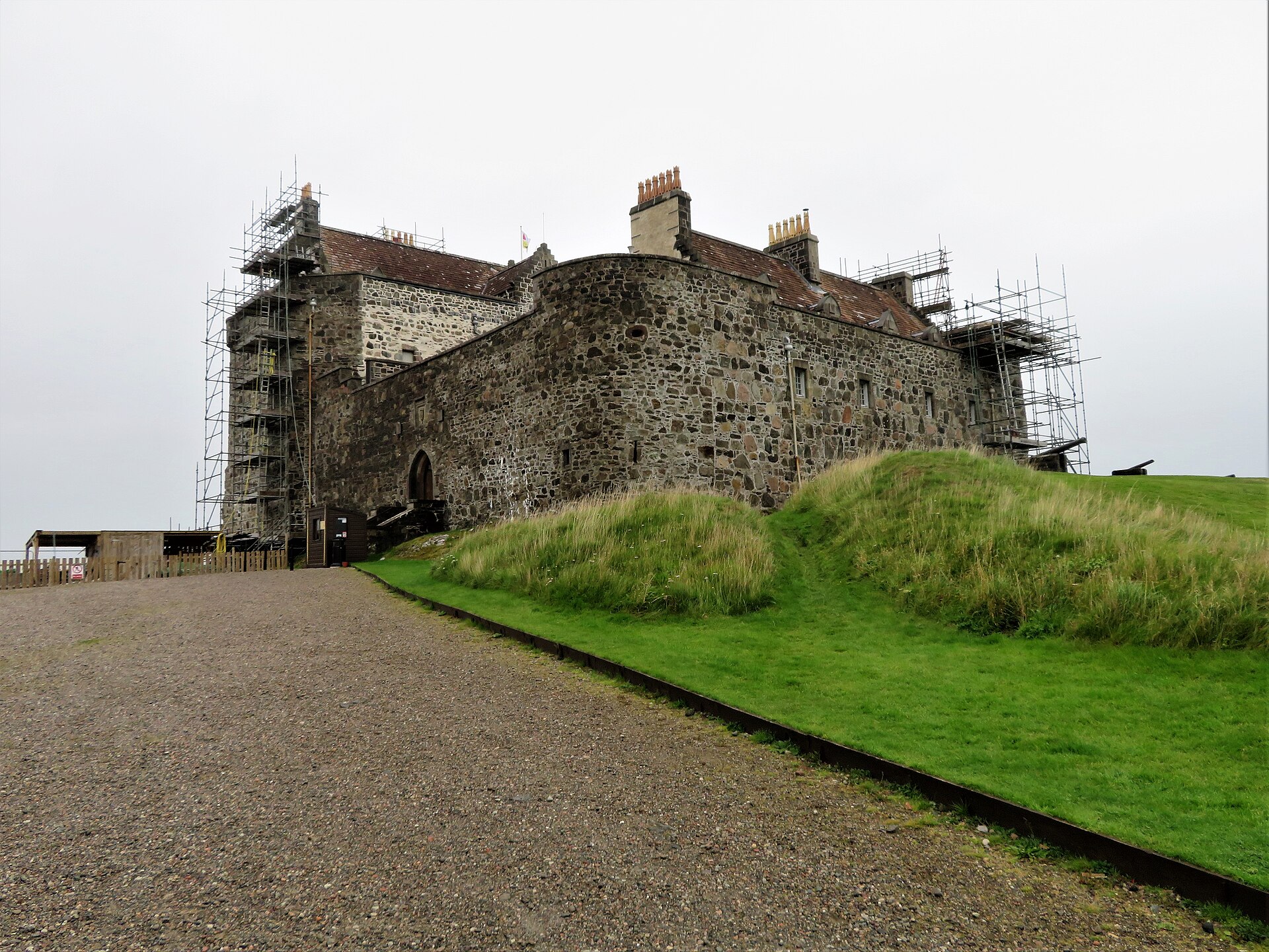 Duart Castle — image 6