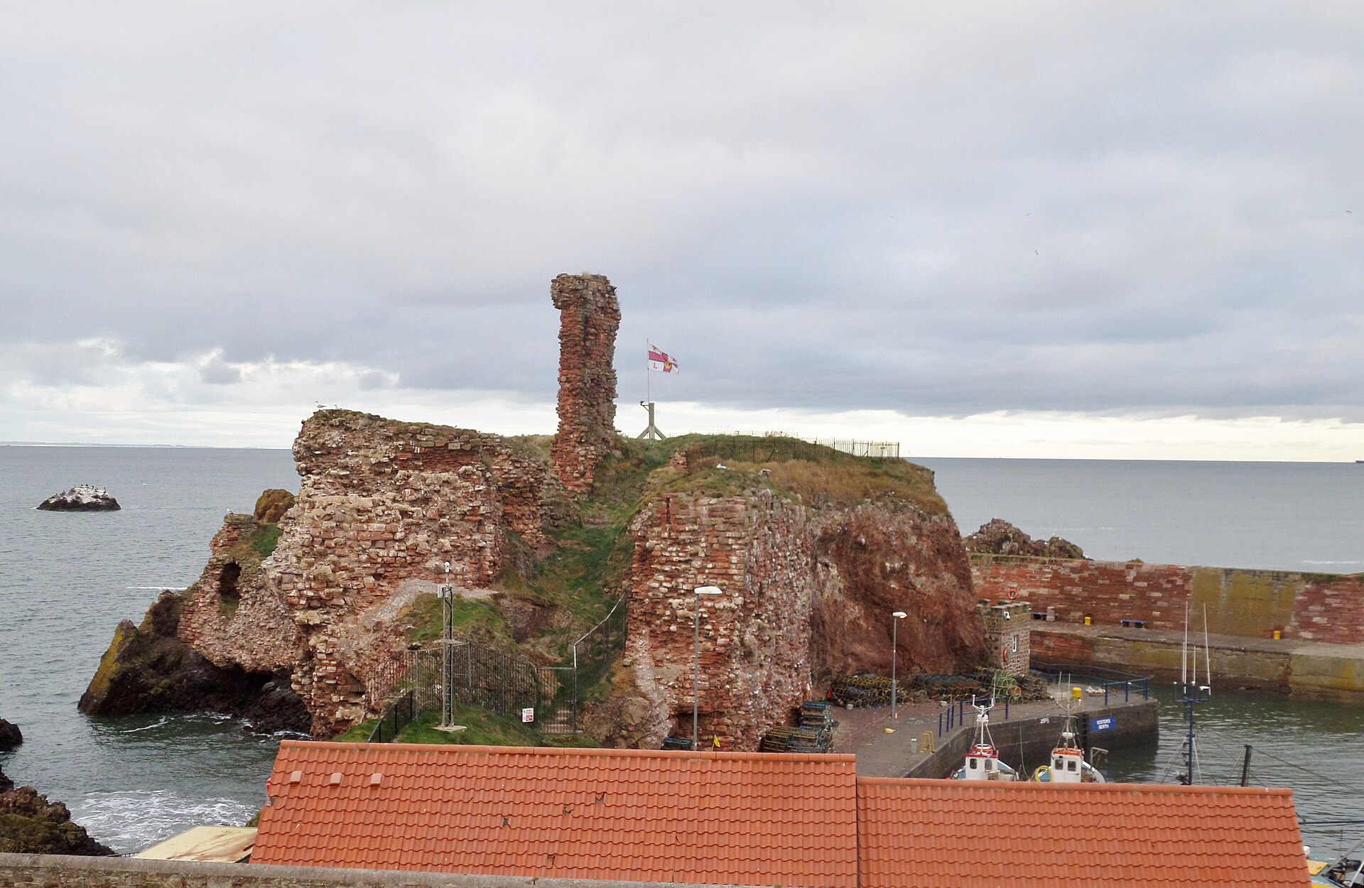 Dunbar Castle — image 9