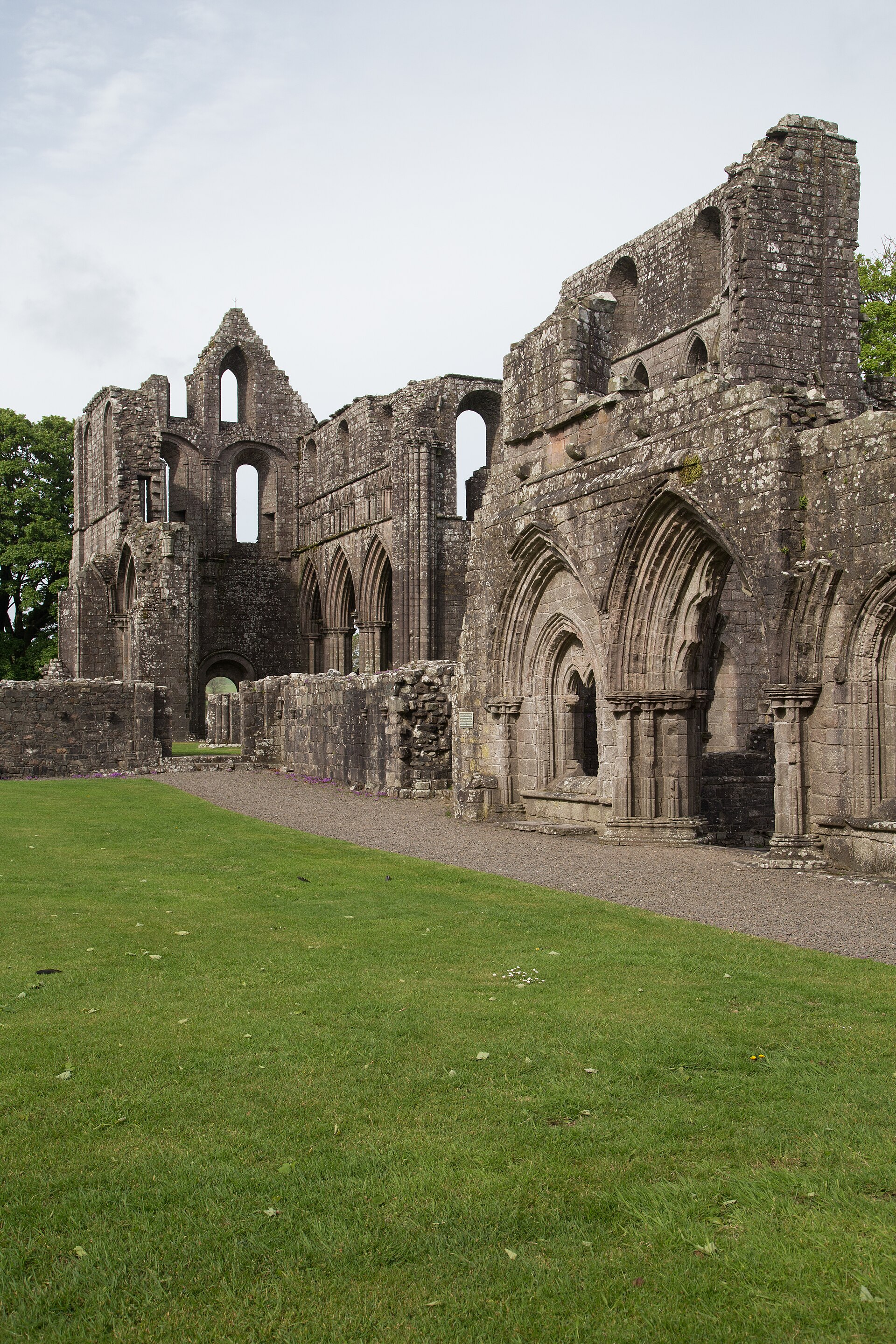 Dundrennan Abbey — image 3