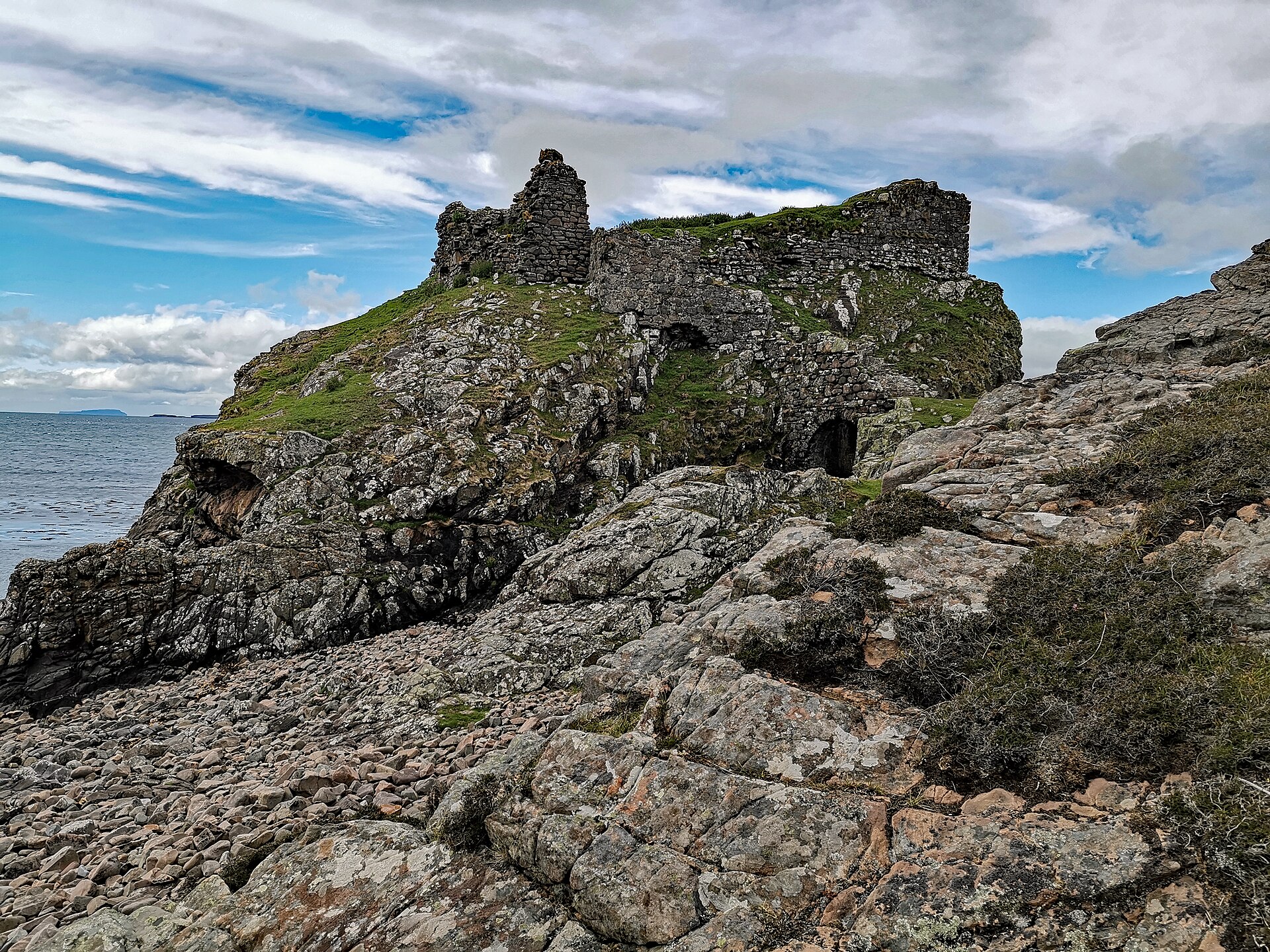 Dunscaith Castle — image 4
