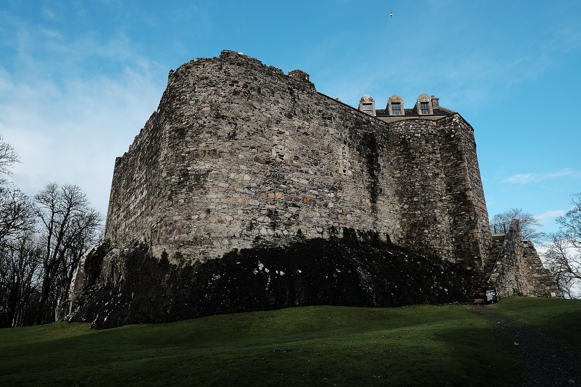 Dunstaffnage Castle — image 2