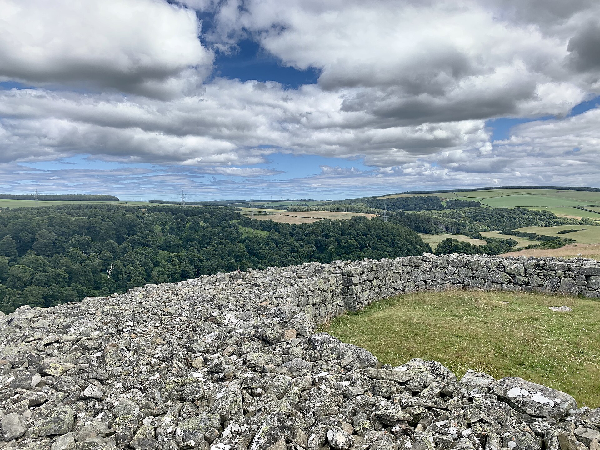 Edin's Hall Broch, Fort and Settlement — image 3