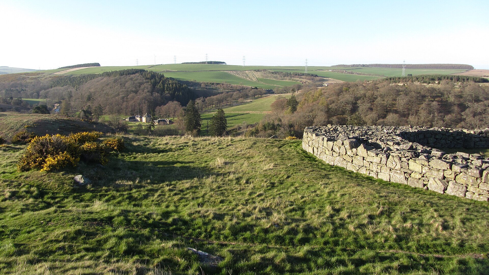 Edin's Hall Broch, Fort and Settlement — image 5