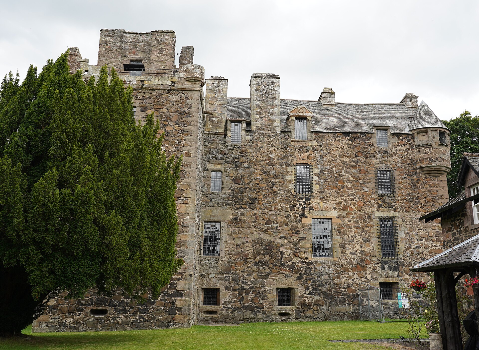Elcho Castle — image 4