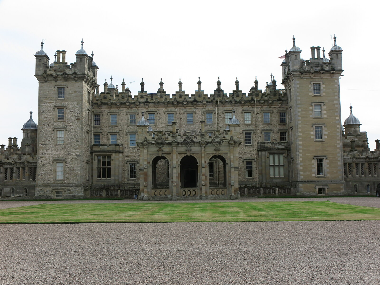 Floors Castle — image 2