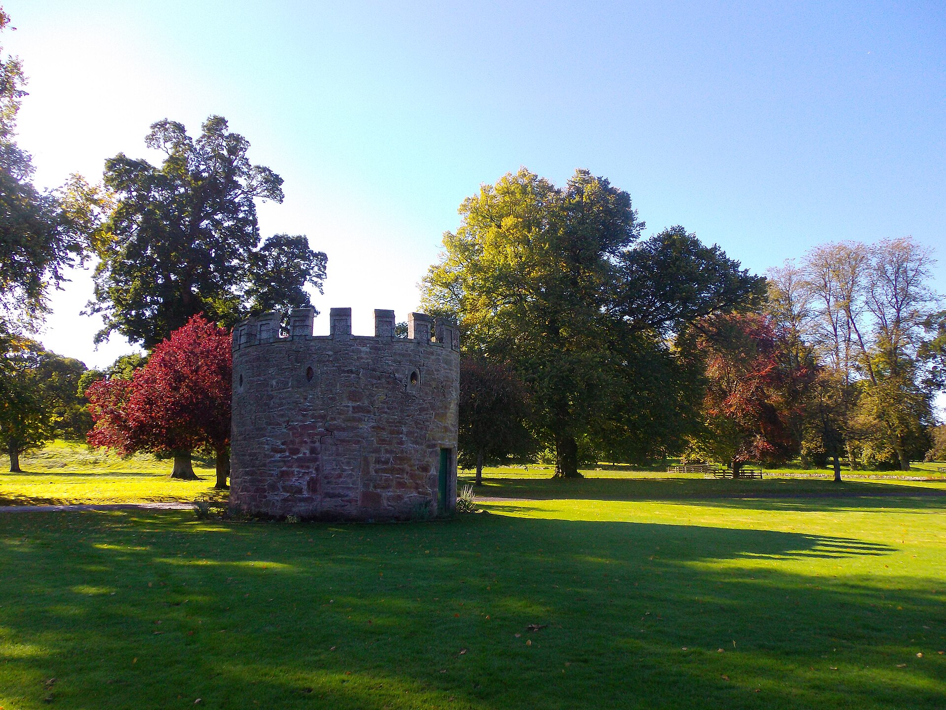 Glamis Castle — image 3