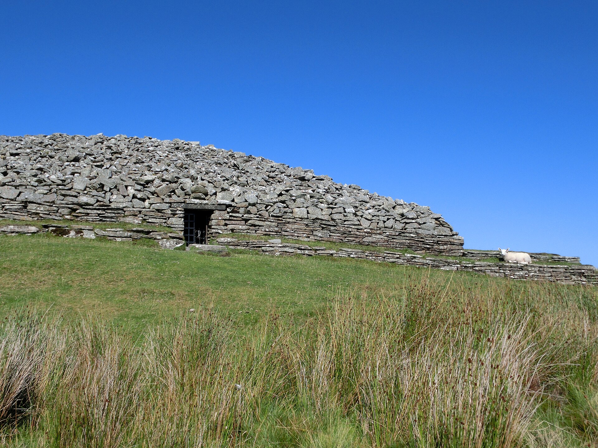 Grey Cairns of Camster — image 2