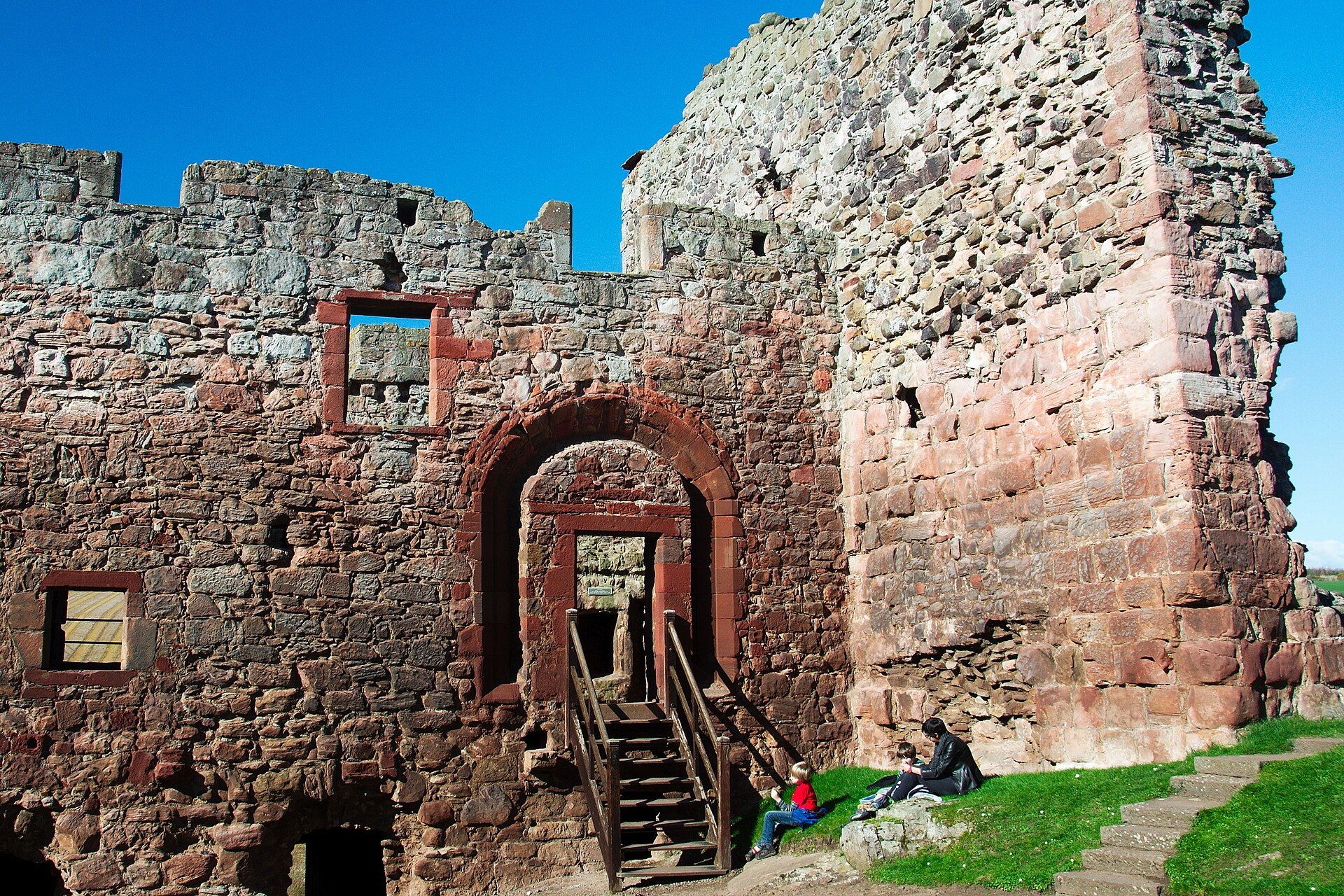 Hailes Castle — image 5