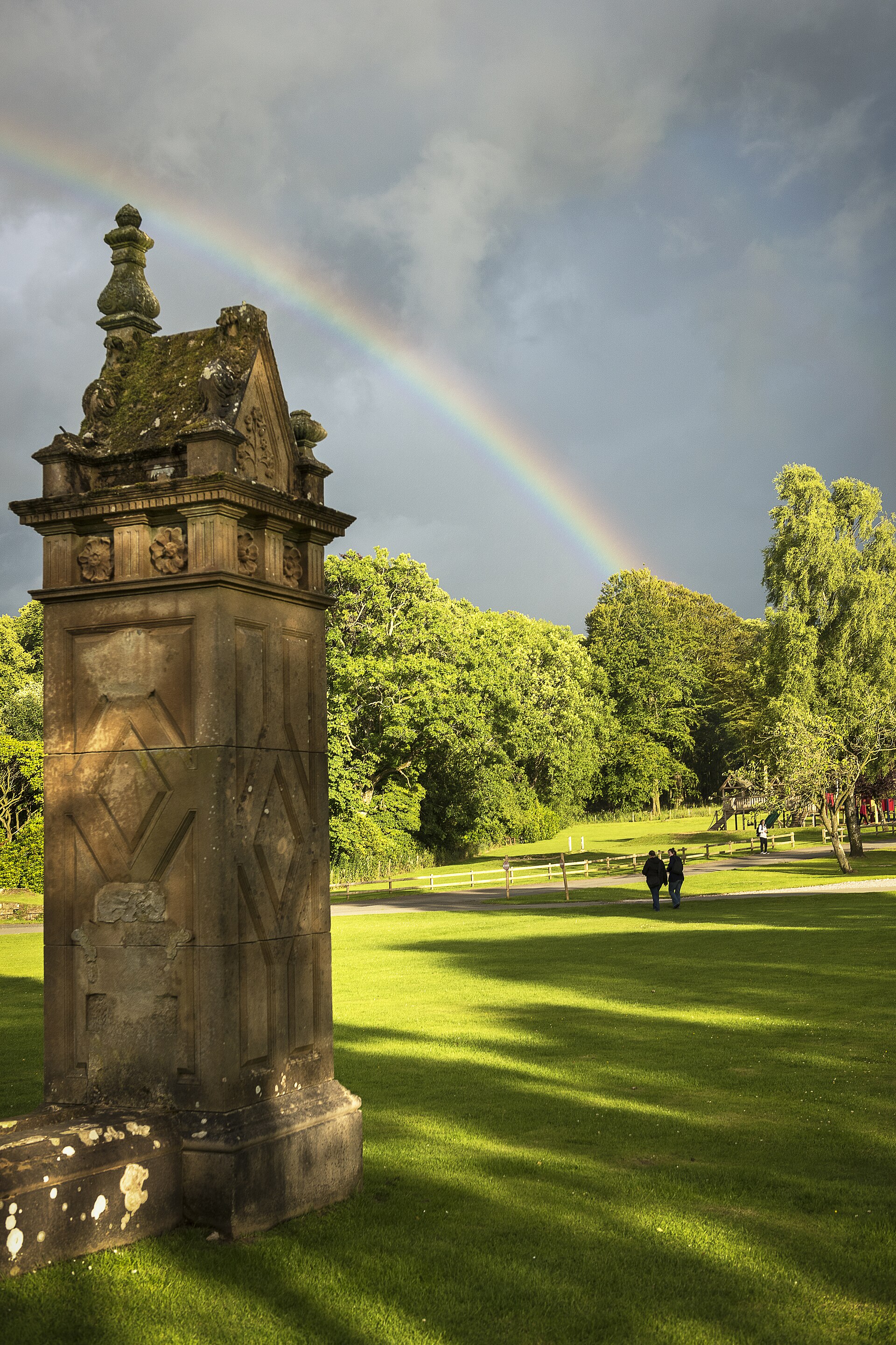 Hoddom Castle — image 2