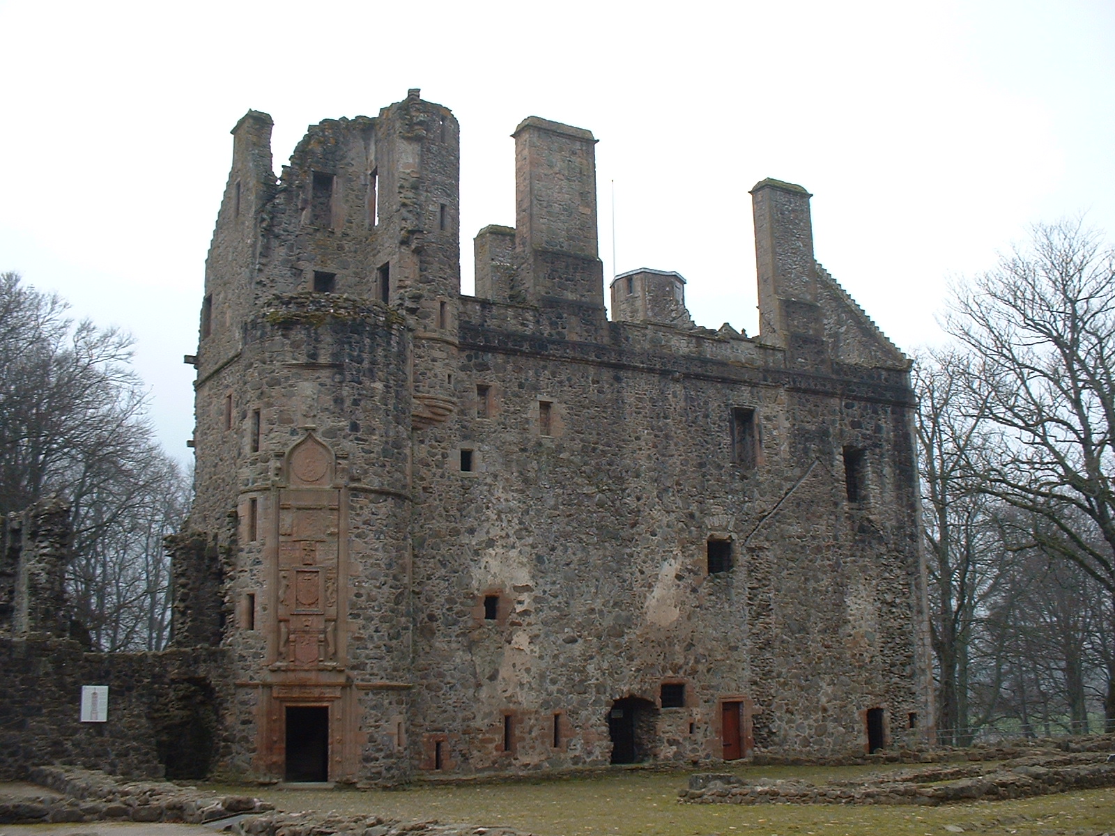 Huntly Castle — image 3