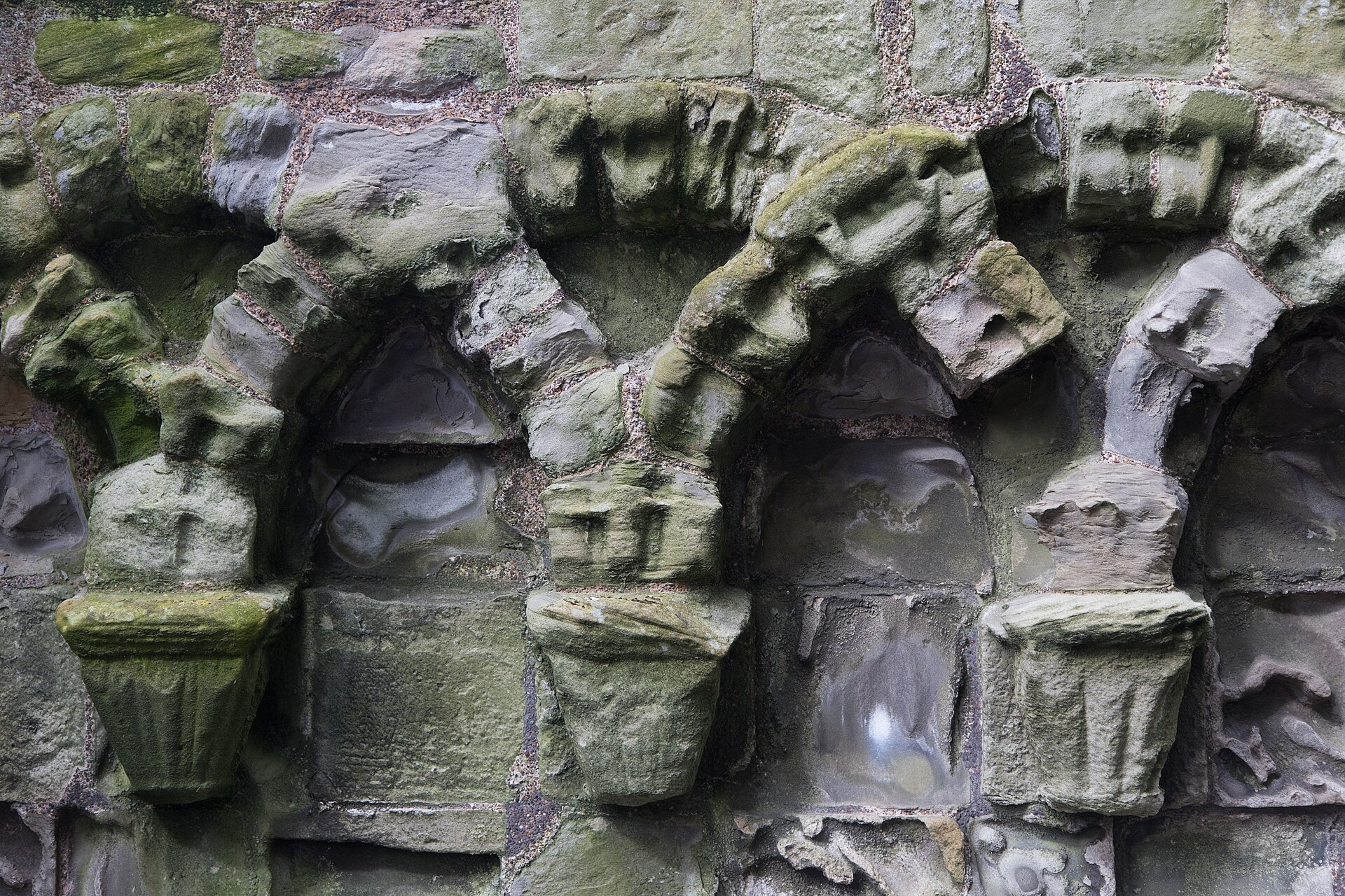 Kelso Abbey — image 4