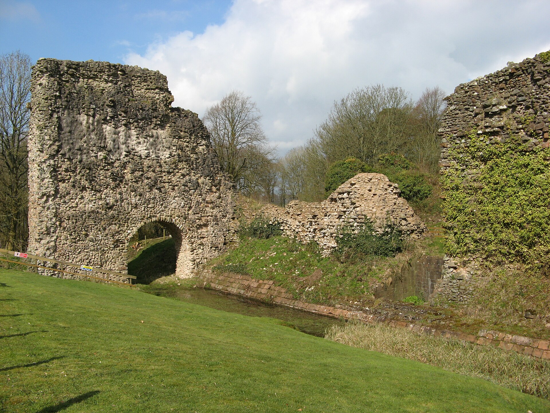 Lochmaben Castle — image 5