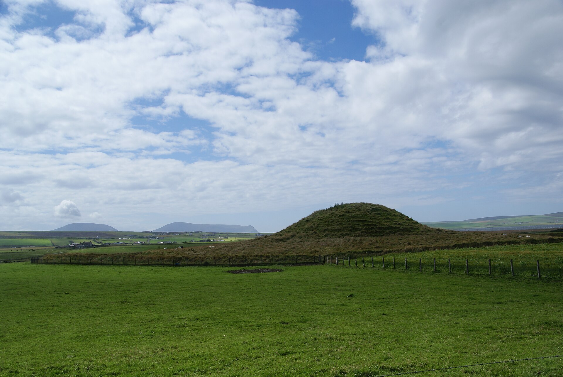 Maeshowe Chambered Cairn — image 3