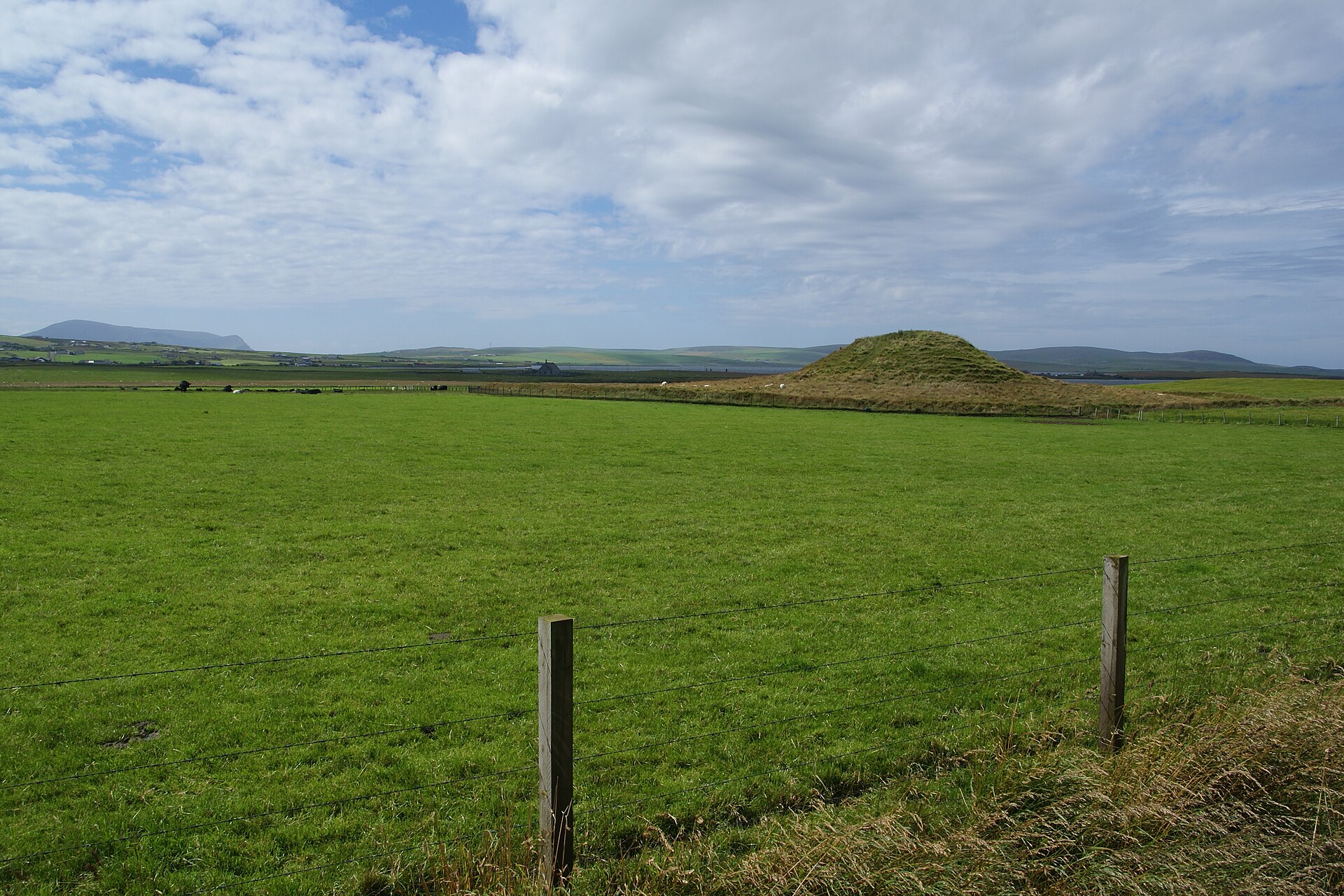 Maeshowe Chambered Cairn — image 4