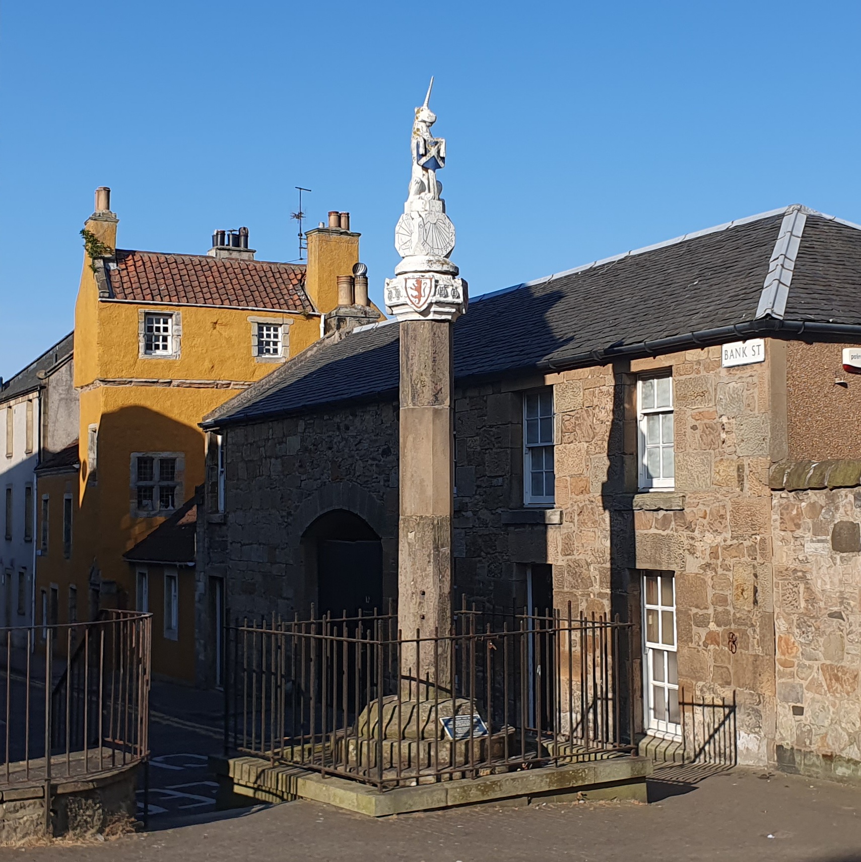 Market Cross, Bank Street, Inverkeithing — image 2