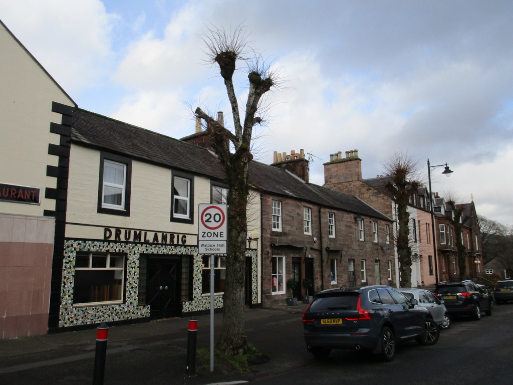 Market Cross, Drumlanrig Street, Thornhill — image 2