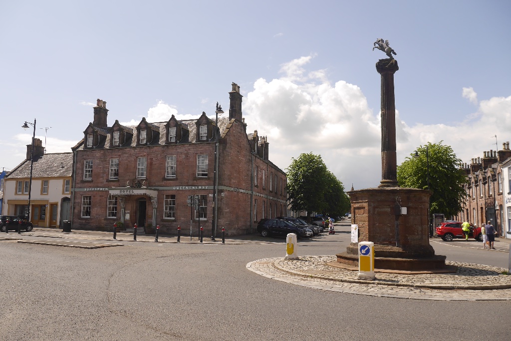 Market Cross, Drumlanrig Street, Thornhill — image 3