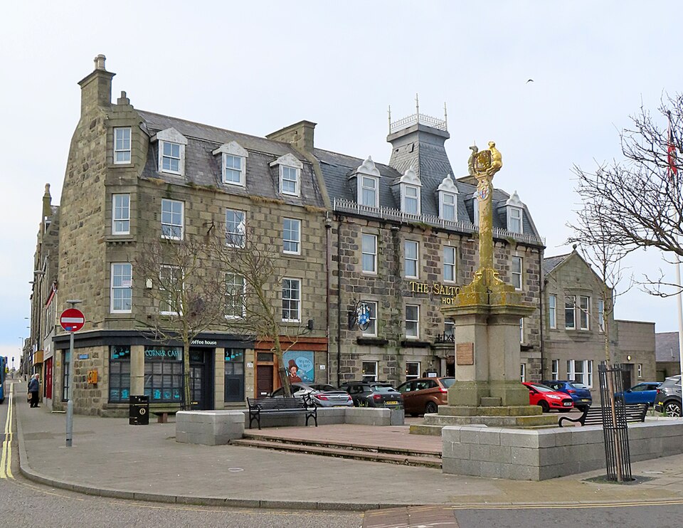 Saltoun Square