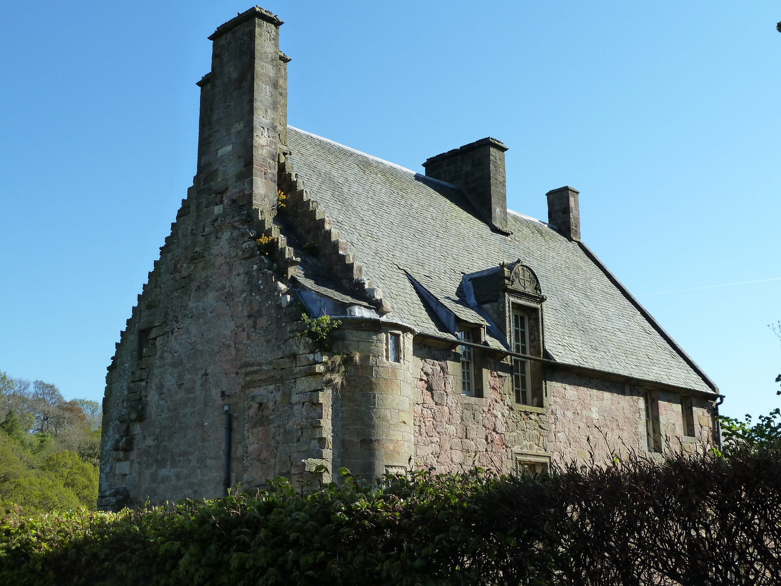 Roslin Castle — image 6