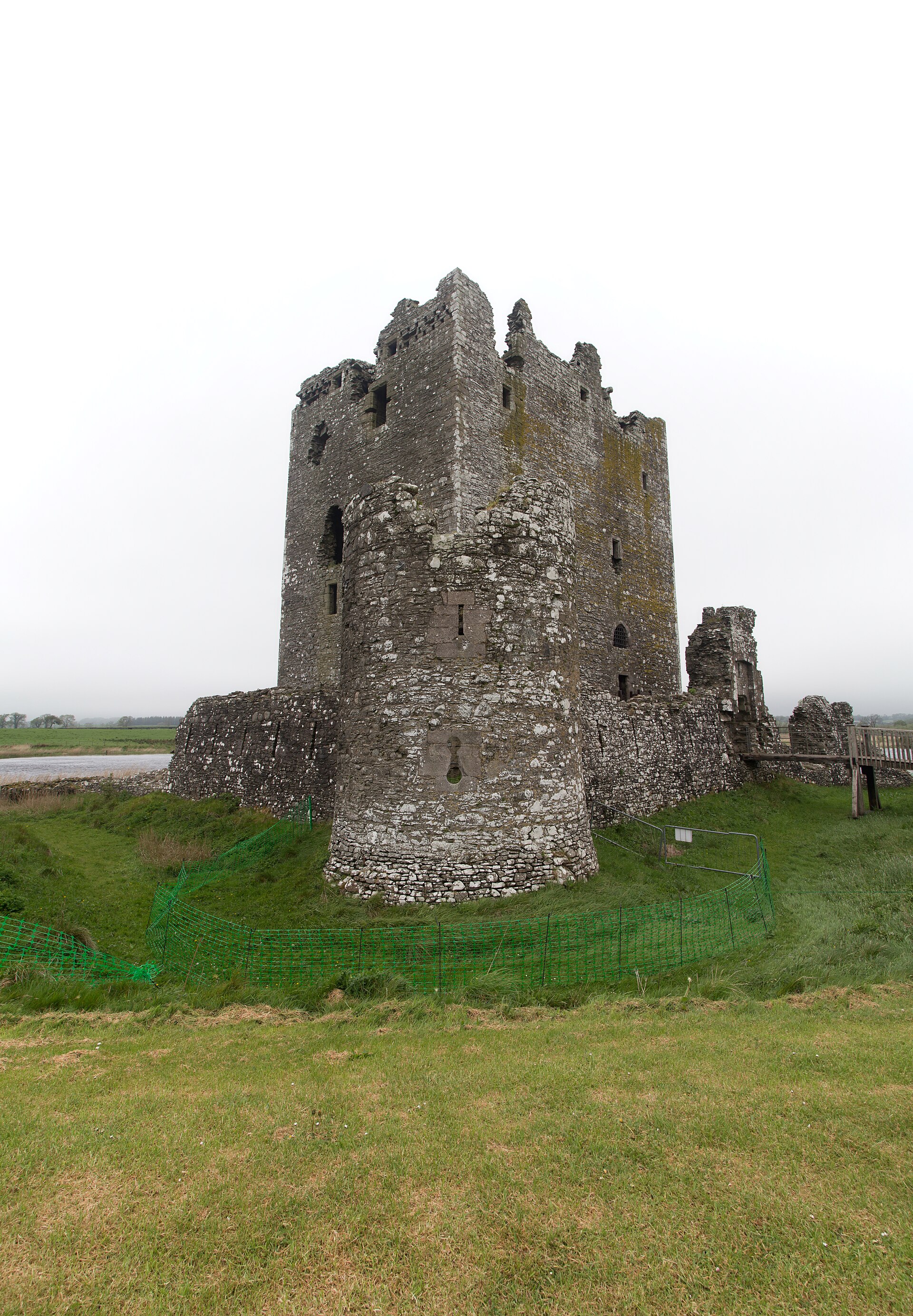 Threave Castle — image 2
