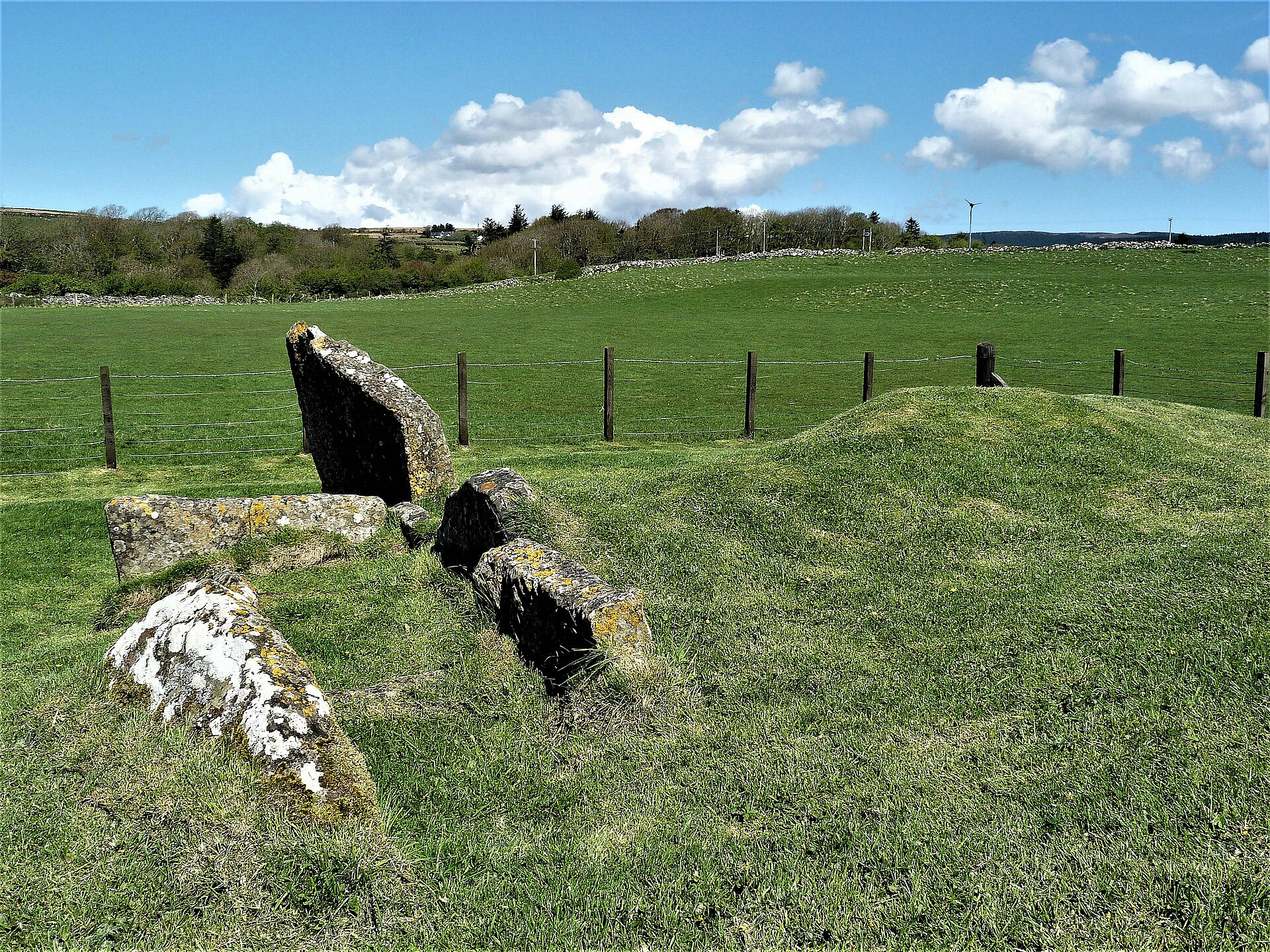 Torrylin Cairn — image 3
